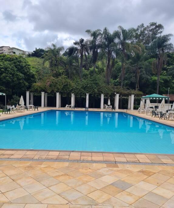 Apartamento Condominio Quisisana Centro Pocos De Caldas Lazer Completo, Uma Estrutura De Resort Екстериор снимка